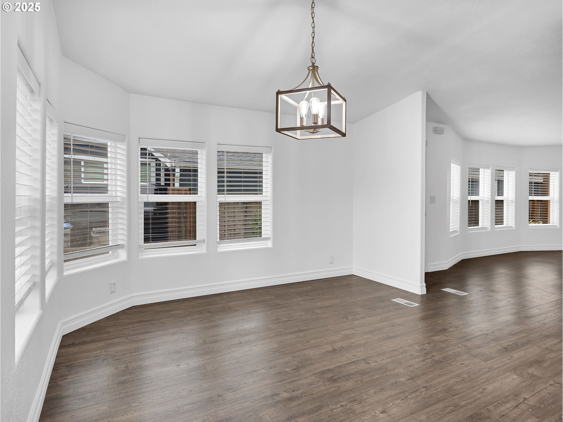 13620 Southwest Beef Bend Road, Unit 66 Portland, OR 97224 - Photo 4 of 33