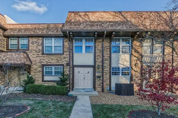 $230,000 | 11905 Villa Dorado Drive, St. Louis, MO 63146