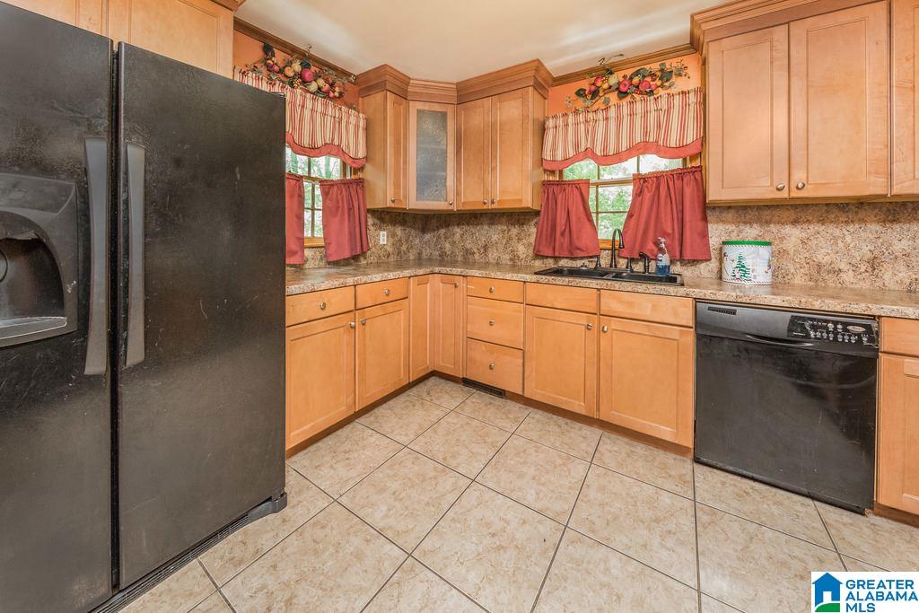 185 Forest Road Bessemer, AL 35023 - Photo 6 of 18