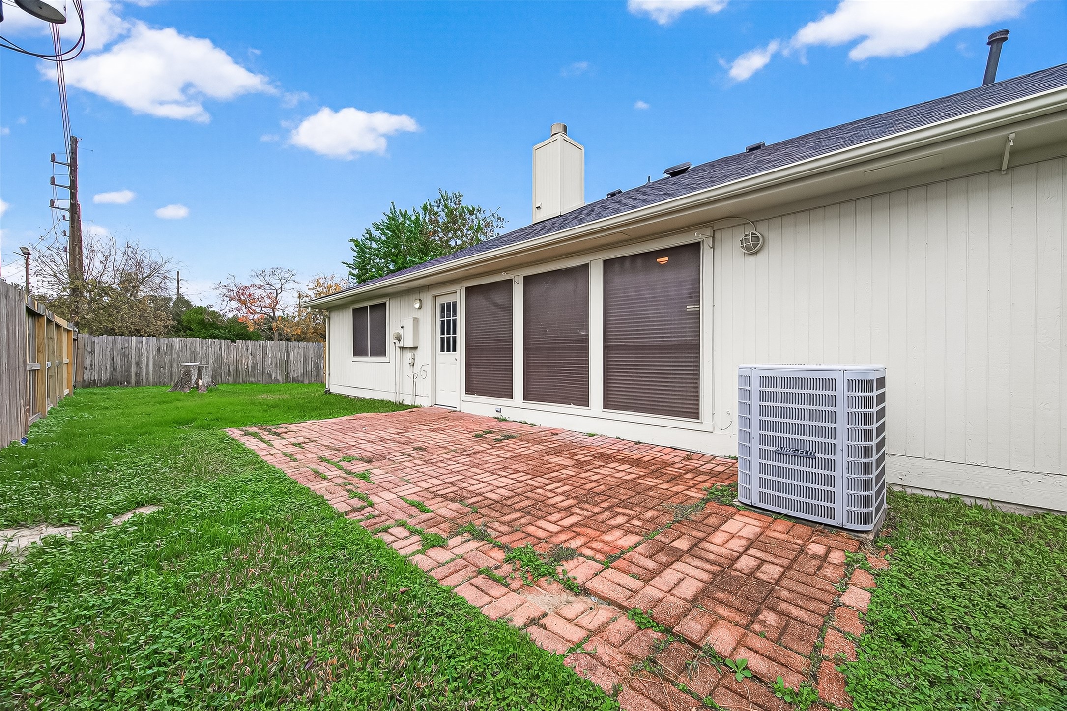 2002 Foundary Drive Katy, TX 77493 - Photo 19 of 20 a view of outdoor space yard and deck