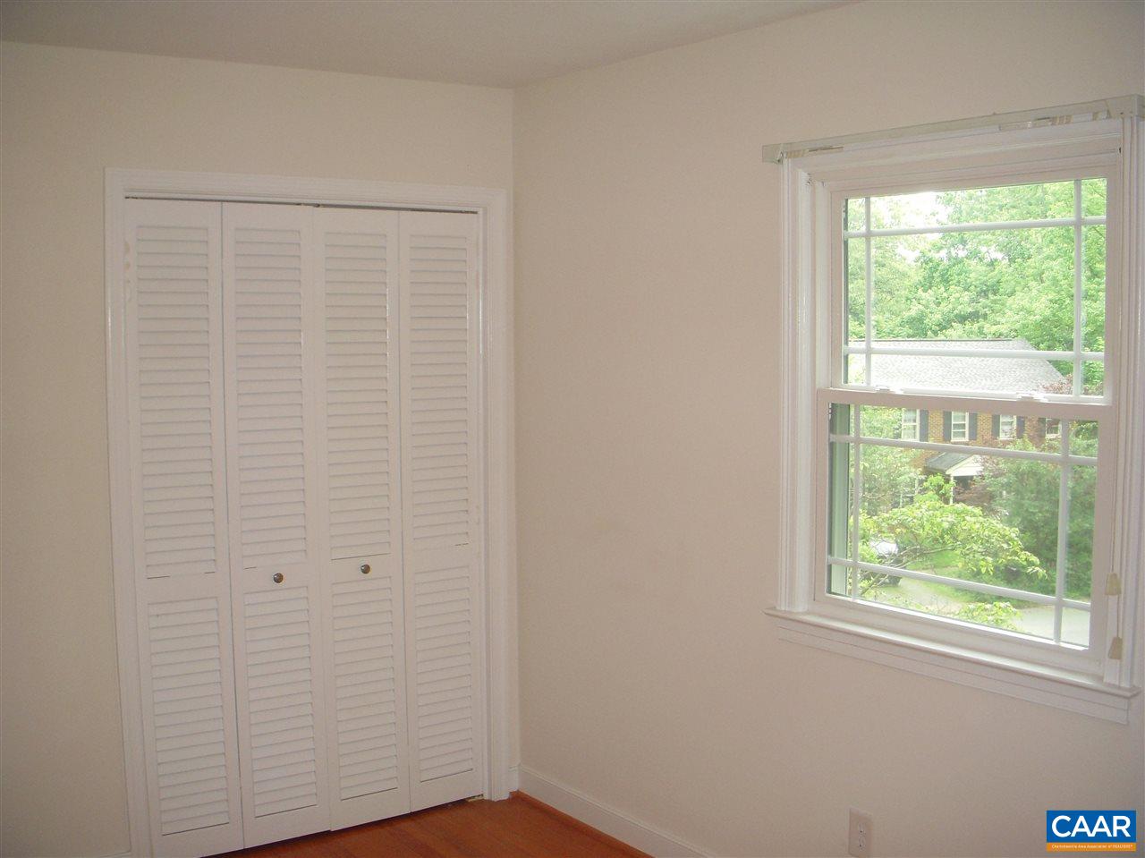 501 Nottingham Road Charlottesville, VA 22901 - Photo 24 of 32 Gallery Image 24