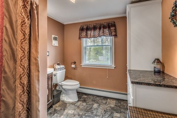 48 Lothrop Road Reading, MA 01867 - Photo 14 of 30 Gallery Image 14