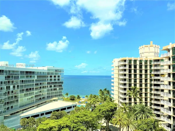 $10,000 | 1121 Crandon Boulevard, Unit F907, Key Biscayne, FL 33149