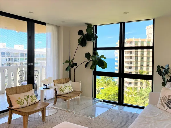 $10,000 | 1121 Crandon Boulevard, Unit F907, Key Biscayne, FL 33149