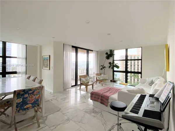 $10,000 | 1121 Crandon Boulevard, Unit F907, Key Biscayne, FL 33149