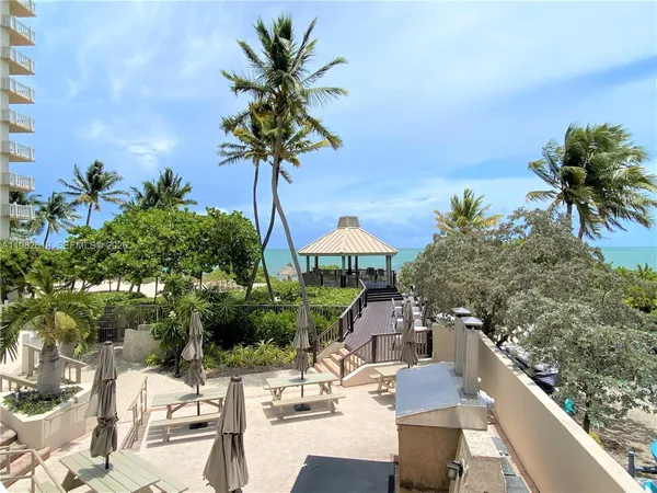 $10,000 | 1121 Crandon Boulevard, Unit F907, Key Biscayne, FL 33149