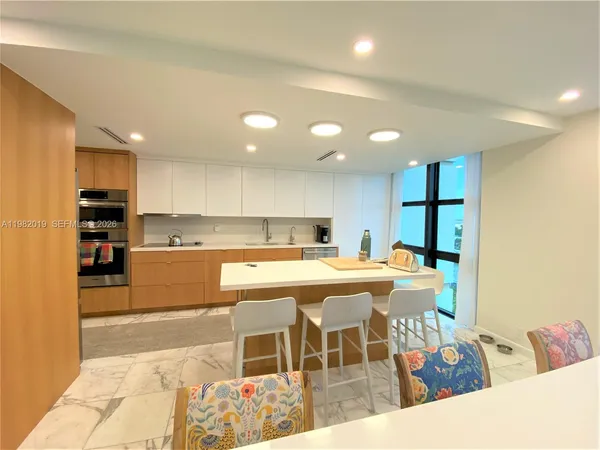 $10,000 | 1121 Crandon Boulevard, Unit F907, Key Biscayne, FL 33149