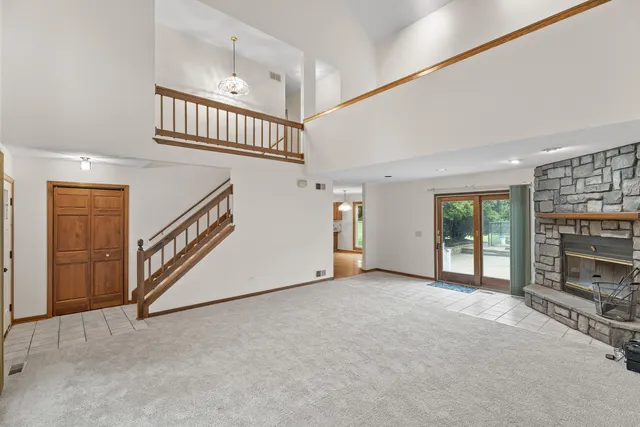 $459,900 | 1914 Spring Dale Drive, Spring Grove, IL 60081