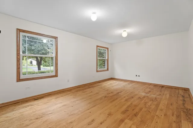 $459,900 | 1914 Spring Dale Drive, Spring Grove, IL 60081