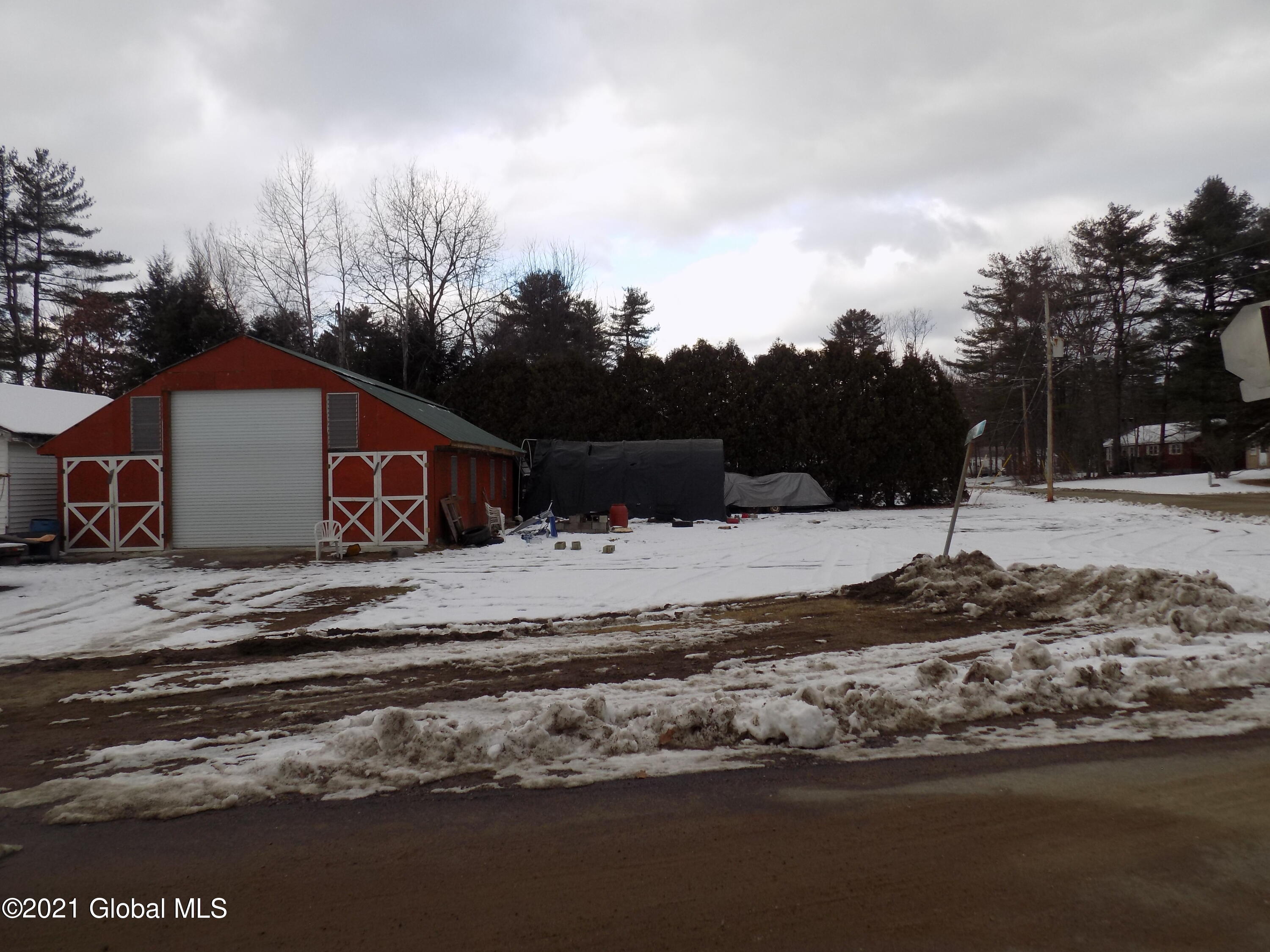 21 Adirondack Road Hadley, NY 12835 - Photo 12 of 38 MILLINGTON (38)