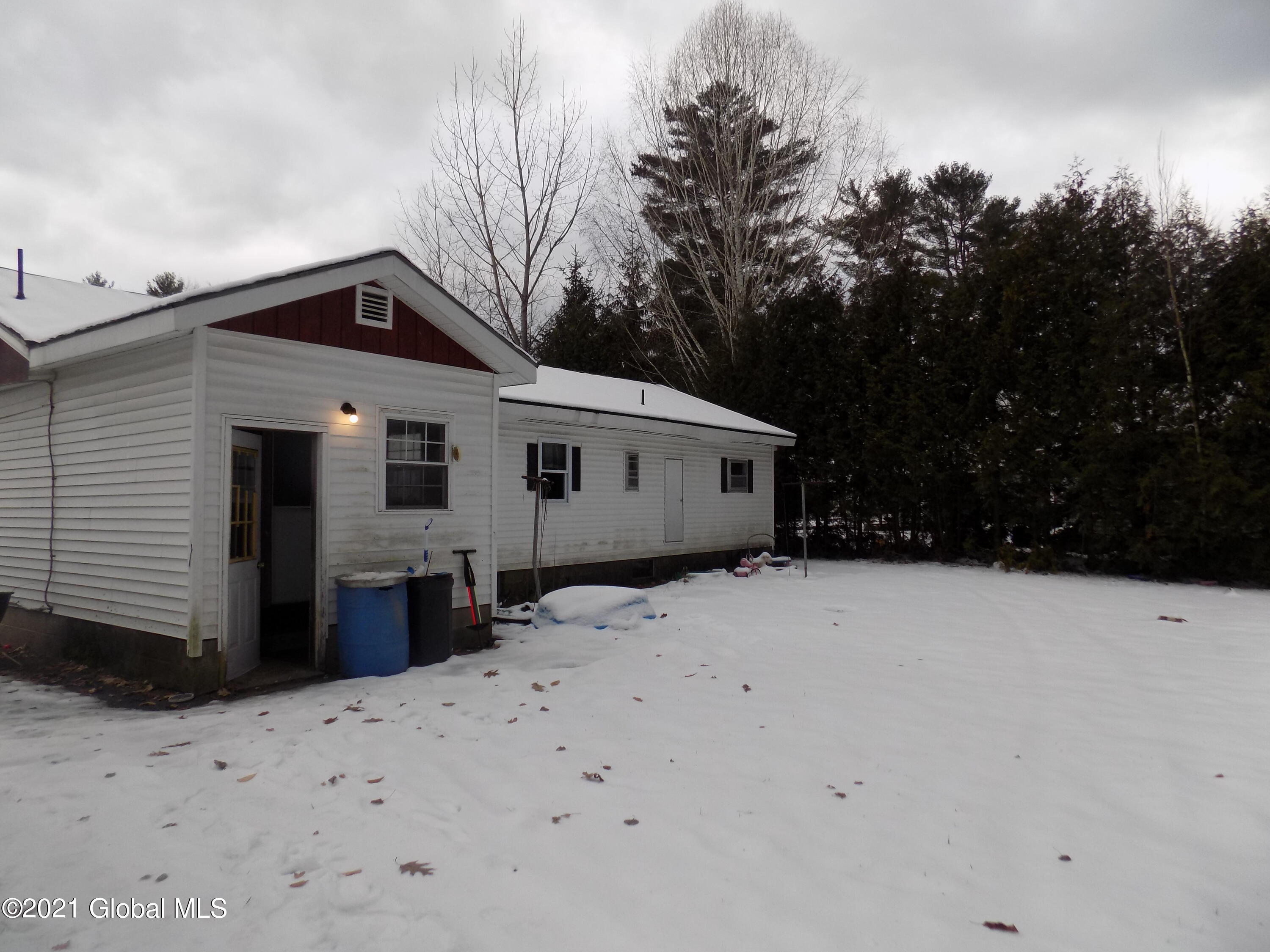 21 Adirondack Road Hadley, NY 12835 - Photo 7 of 38 MILLINGTON (29)