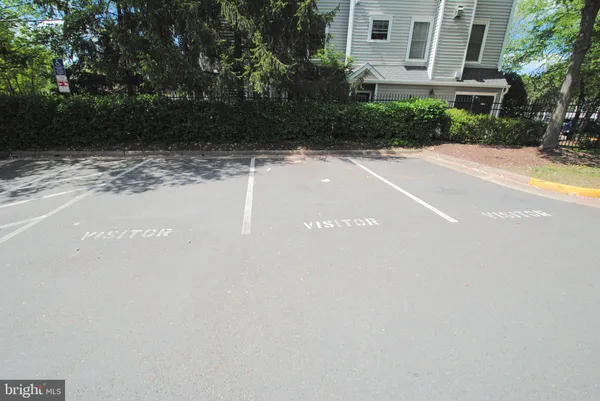 $2,650 | 12823 Fair Briar Lane, Fairfax, VA 22033