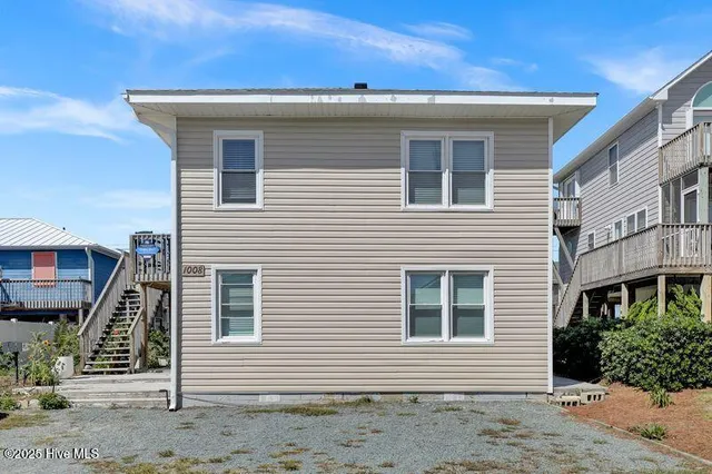 $1,225,000 | 1008 Ocean Boulevard, Topsail Beach, NC 28445