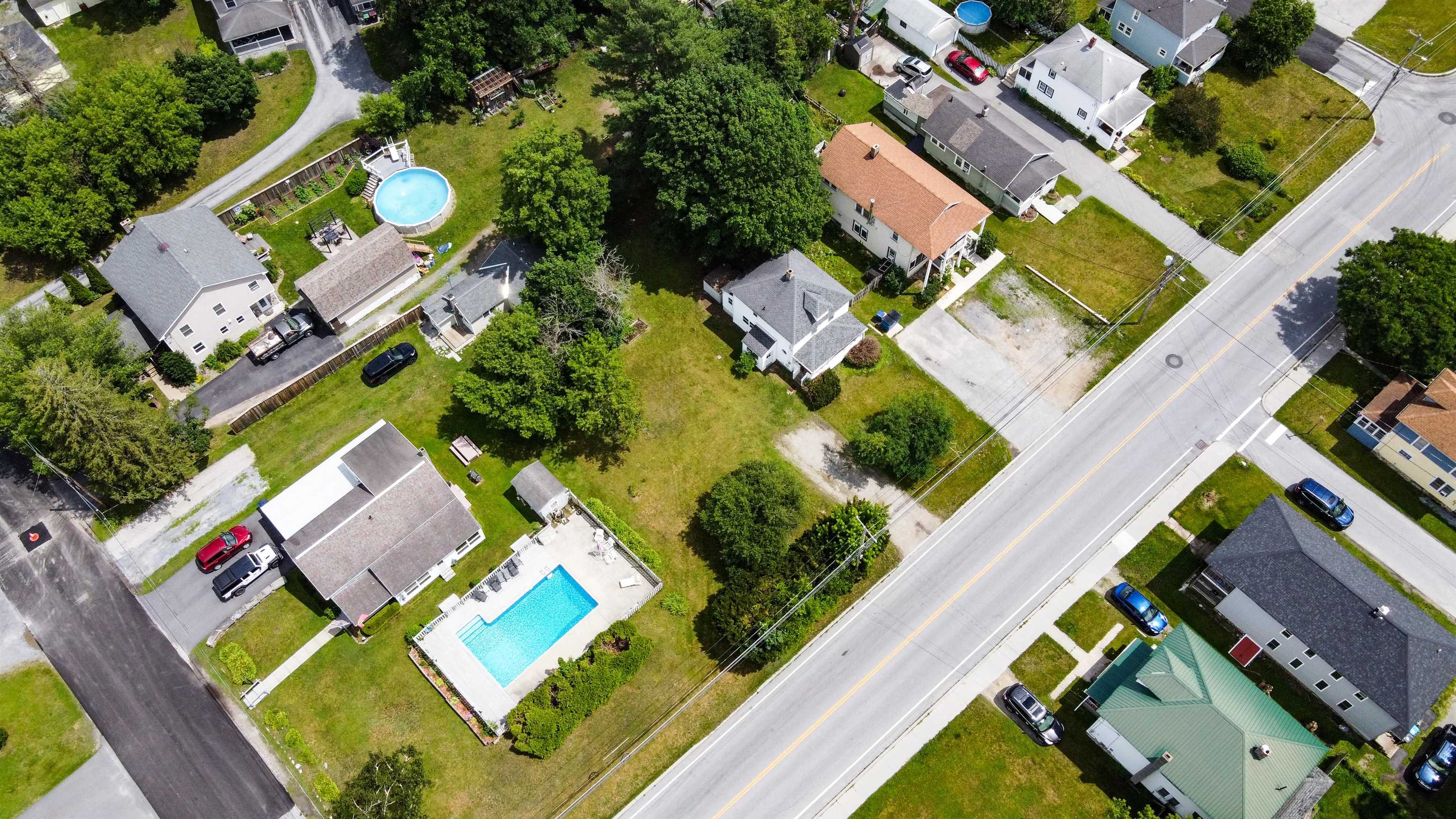 906 County Street Bennington, VT 05201 - Photo 38 of 40