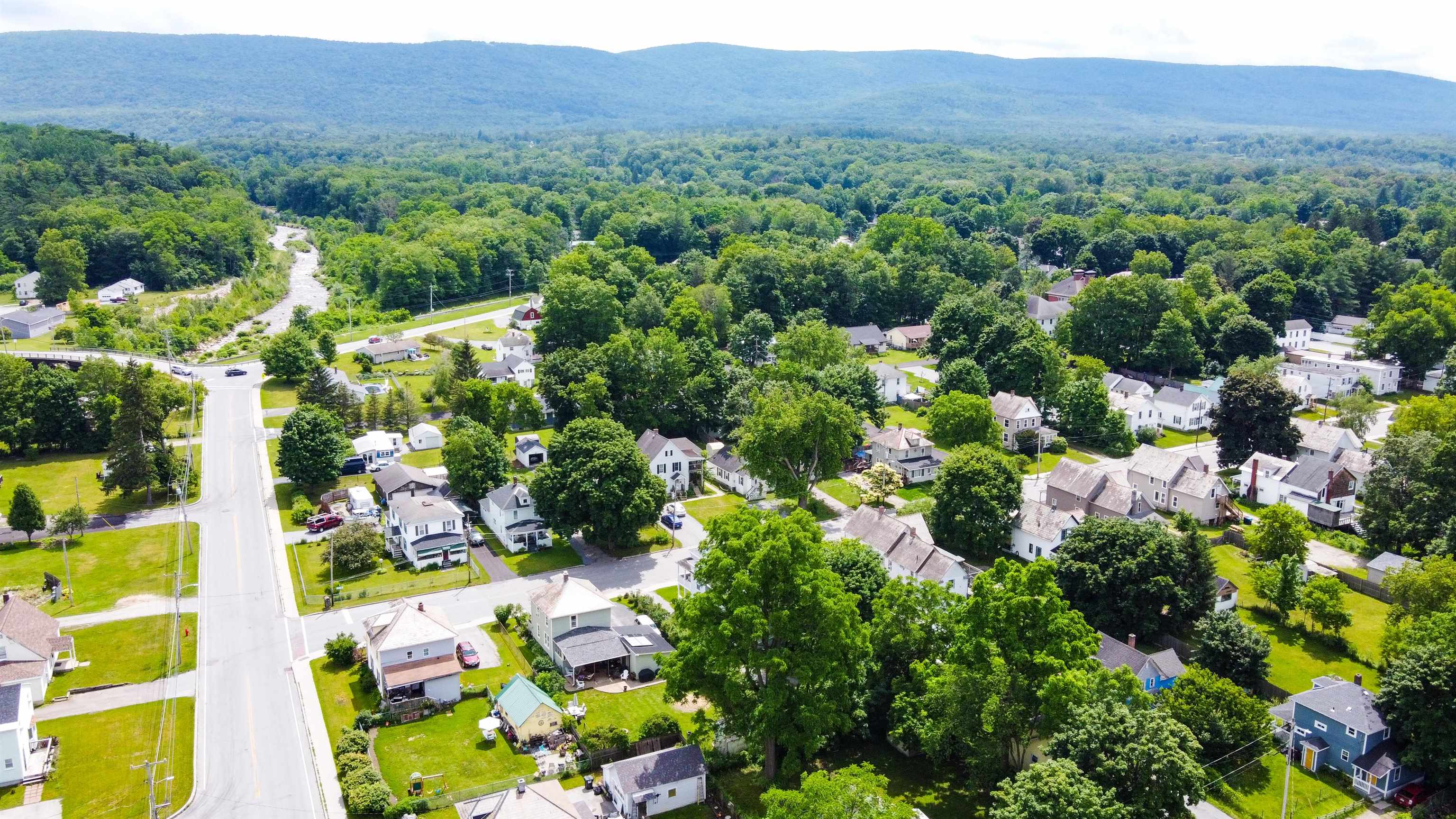 906 County Street Bennington, VT 05201 - Photo 39 of 40
