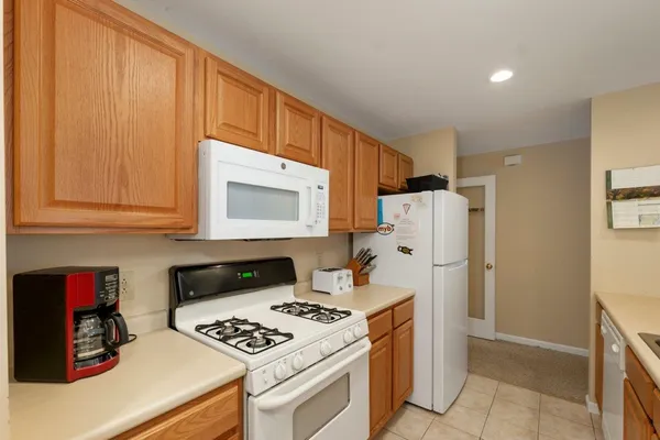 $525,000 | 13 Whiteoak Lane, Unit 3, Lincoln, NH 03251