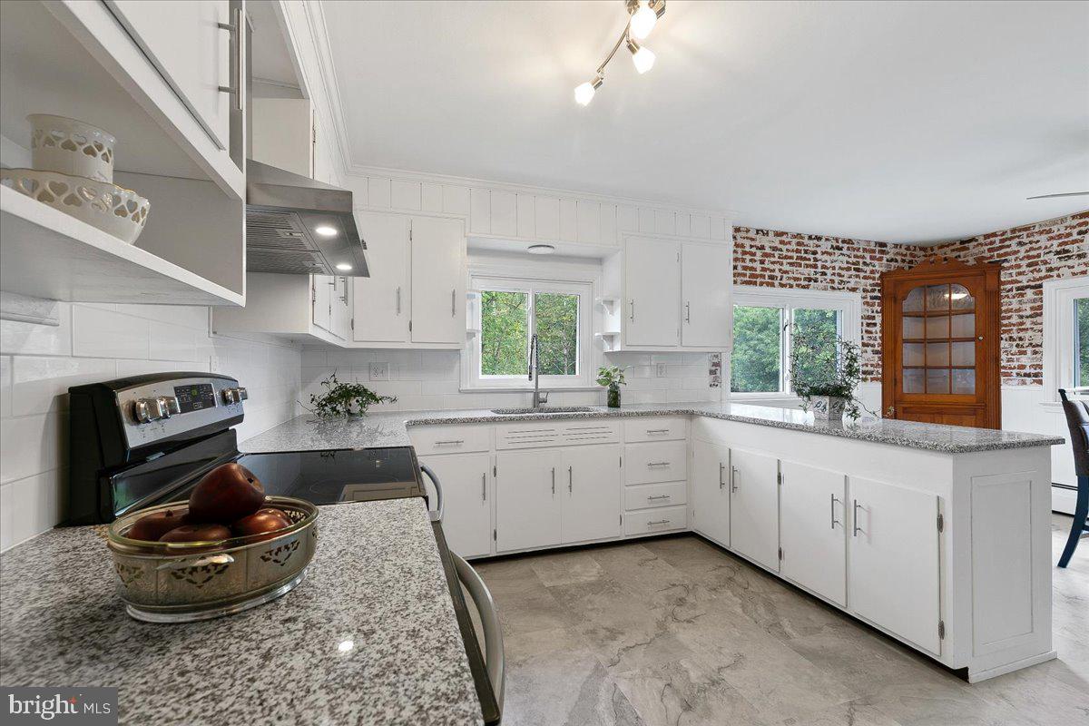 9 East Miller Road New Providence, PA 17560 - Photo 35 of 103