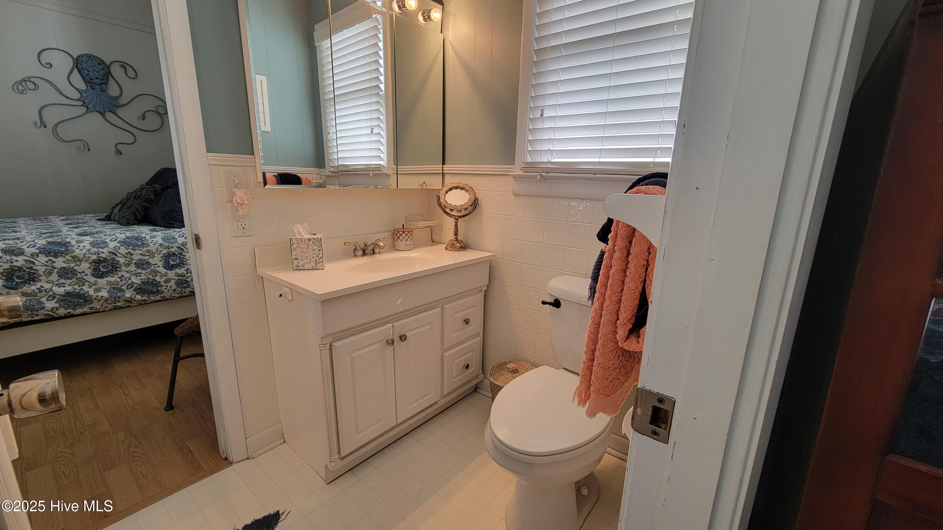 2 Monroe Street Ocean Isle Beach, NC 28469 - Photo 23 of 40 Jack and Jill Bath