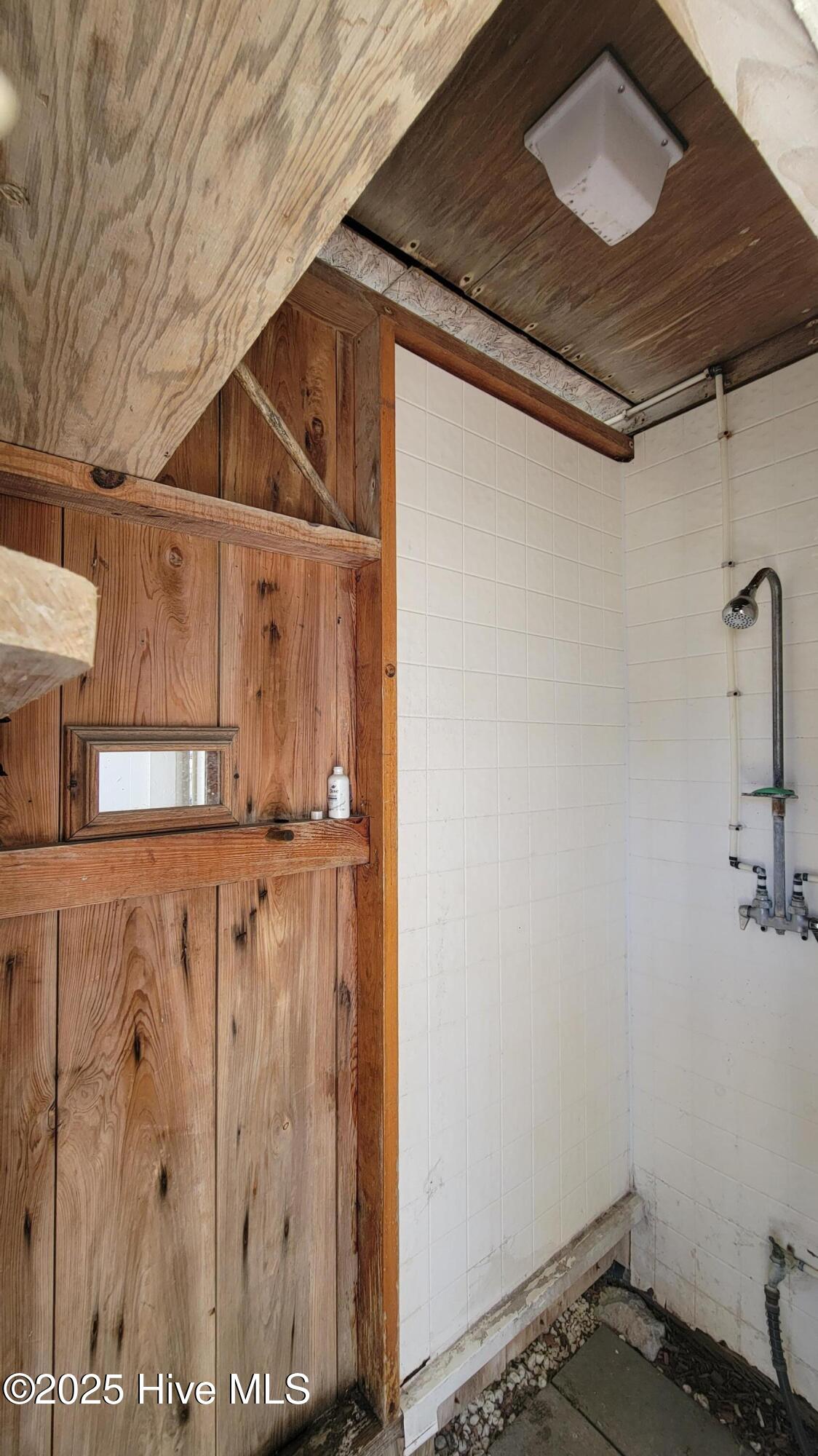 2 Monroe Street Ocean Isle Beach, NC 28469 - Photo 28 of 40 Outside Shower