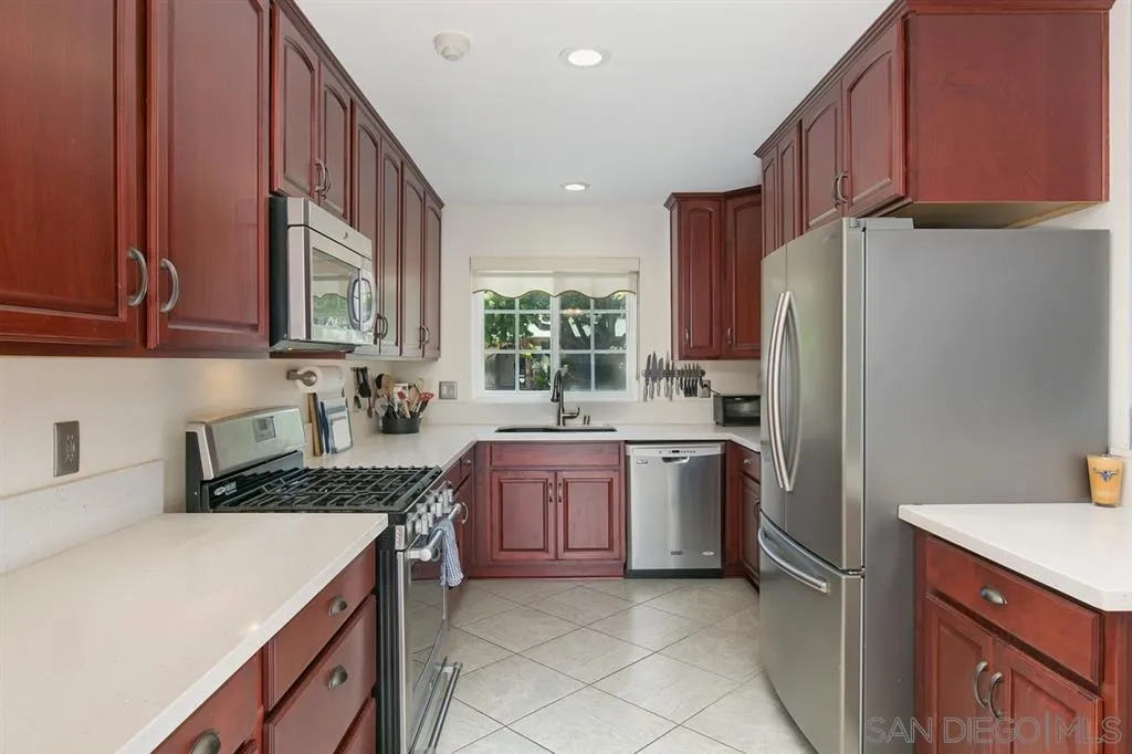 804 Cozy Court Fallbrook, CA 92028 - Photo 15 of 24 Gallery Image 15