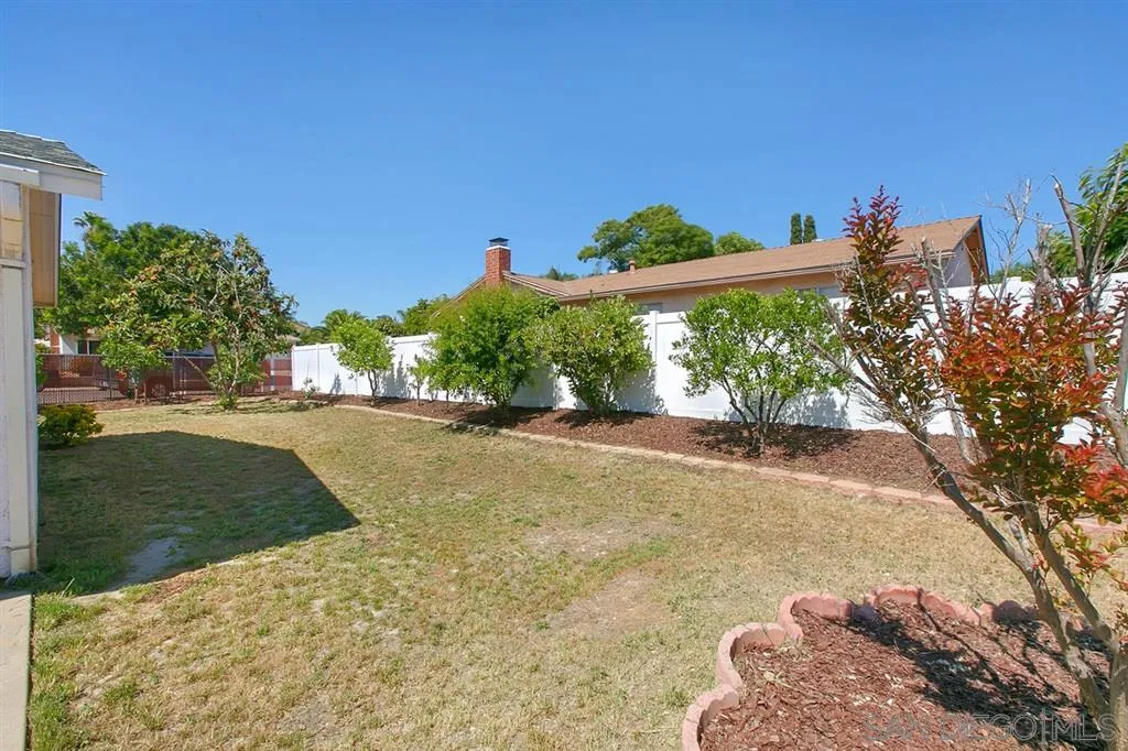 804 Cozy Court Fallbrook, CA 92028 - Photo 23 of 24 Gallery Image 23