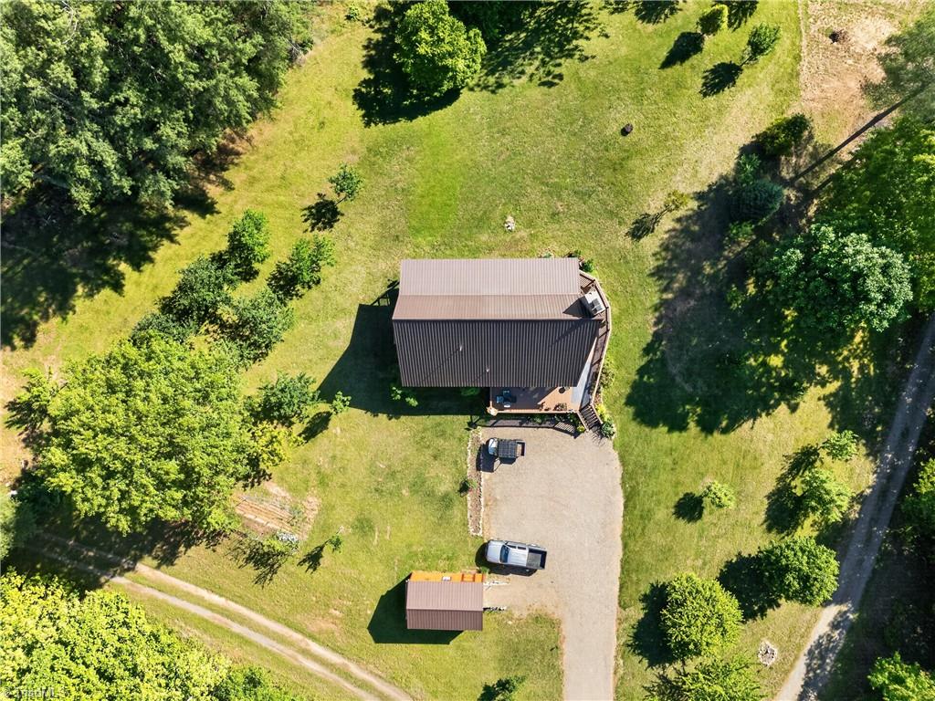 354 Two Rivers Drive Independence, VA 24348 - Photo 41 of 50 Gallery Image 41