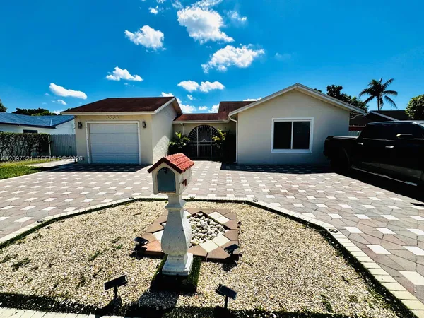 $750,000 | 5836 Northwest 199th Street, Hialeah, FL 33015
