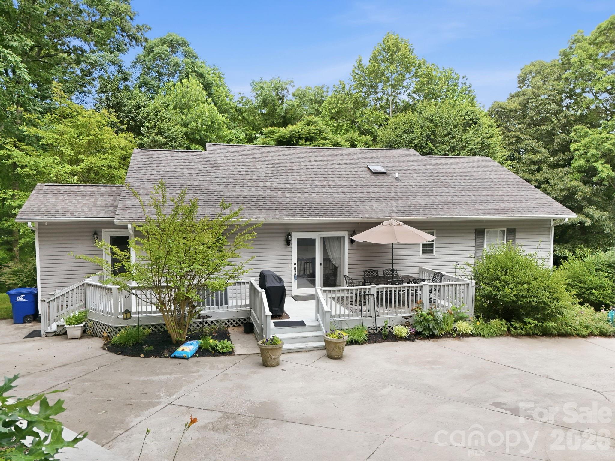 124 Lytle Cove Road Swannanoa, NC 28778 - Photo 8 of 47