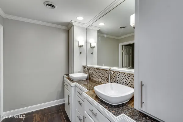 $250,000 | 5207 Reddoch Drive, Jackson, MS 39211