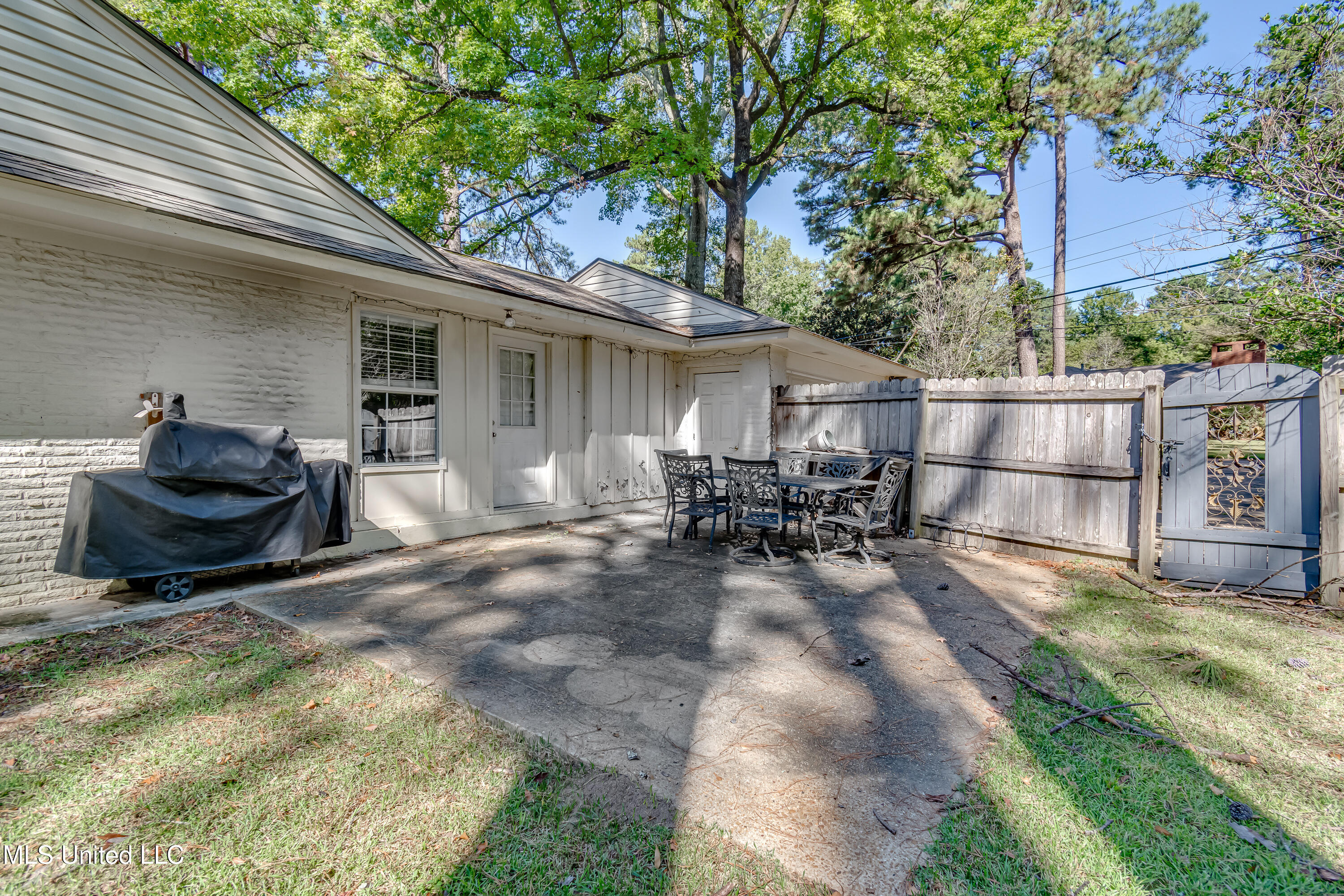 5207 Reddoch Drive Jackson, MS 39211 - Photo 46 of 58 5207 Reddock Dr-10