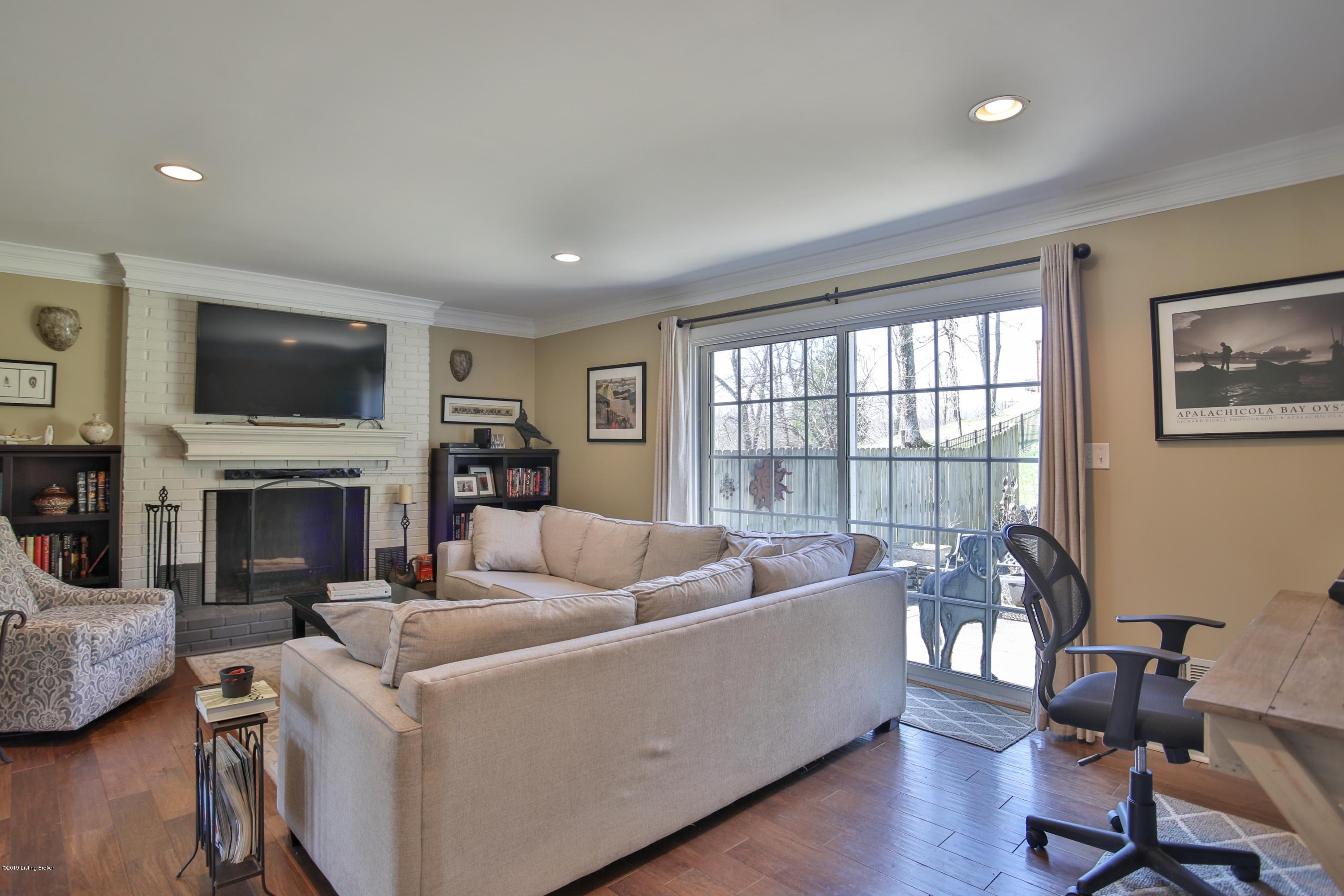 5503 Apache Road Louisville, KY 40207 - Photo 6 of 59 1-53