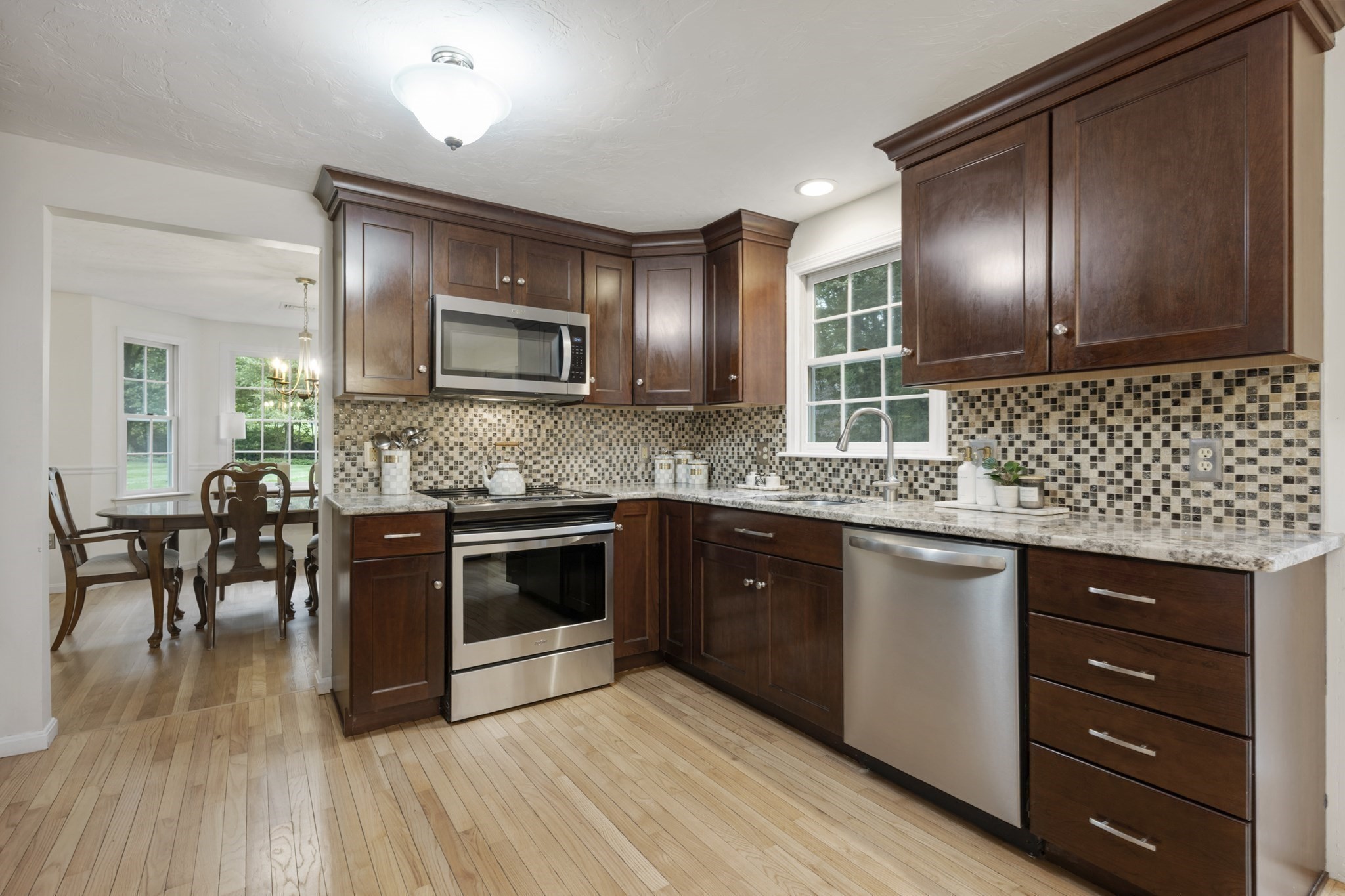 12 Jasmine Road Medway, MA 02053 - Photo 9 of 42 Gallery Image 9