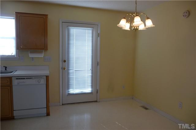 1861 White Memorial Church Road Willow Spring, NC 27592 - Photo 6 of 12 Breakfast Area