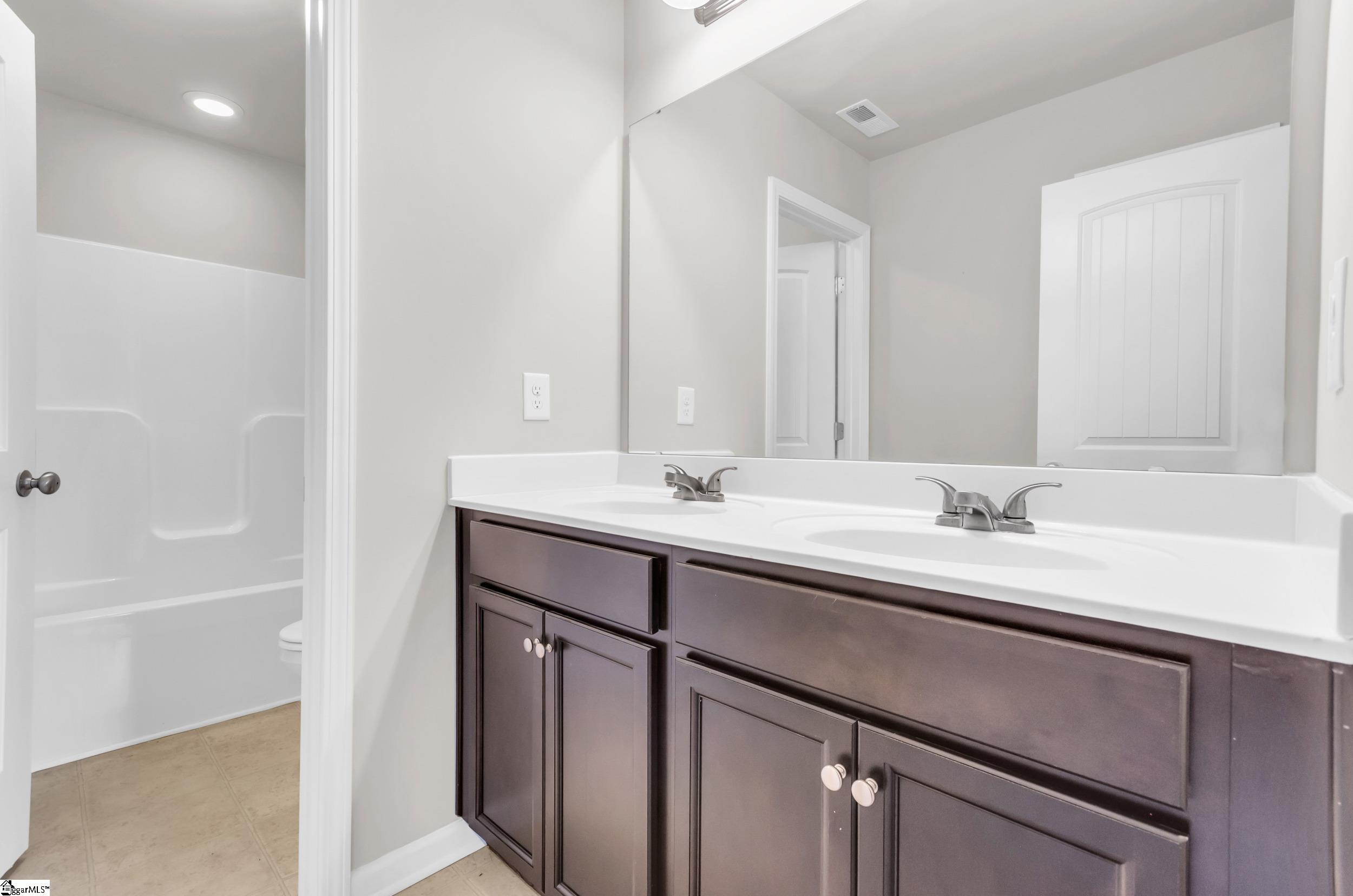 126 Patagonia Road Anderson, SC 29625 - Photo 18 of 37