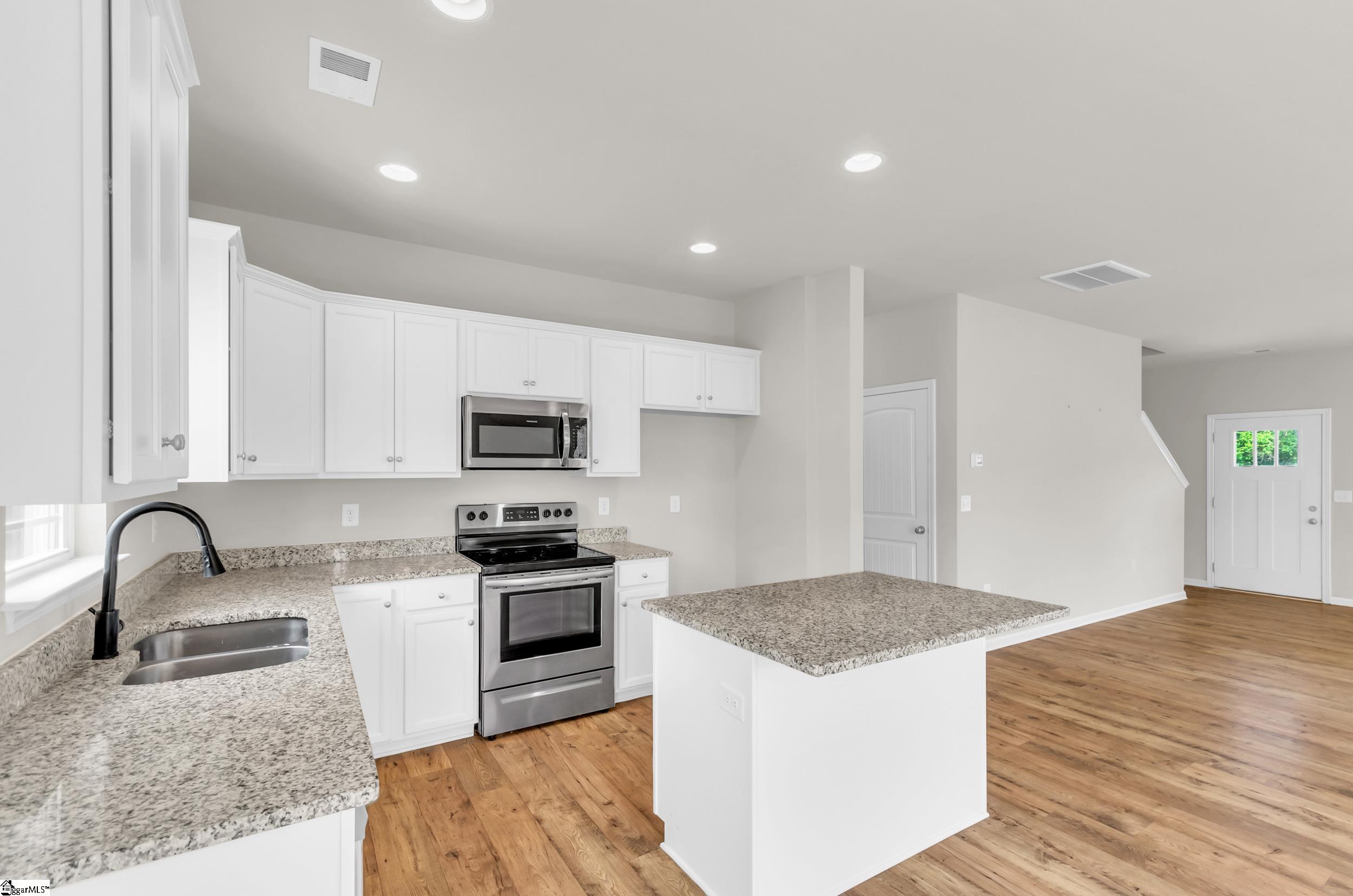 126 Patagonia Road Anderson, SC 29625 - Photo 9 of 37