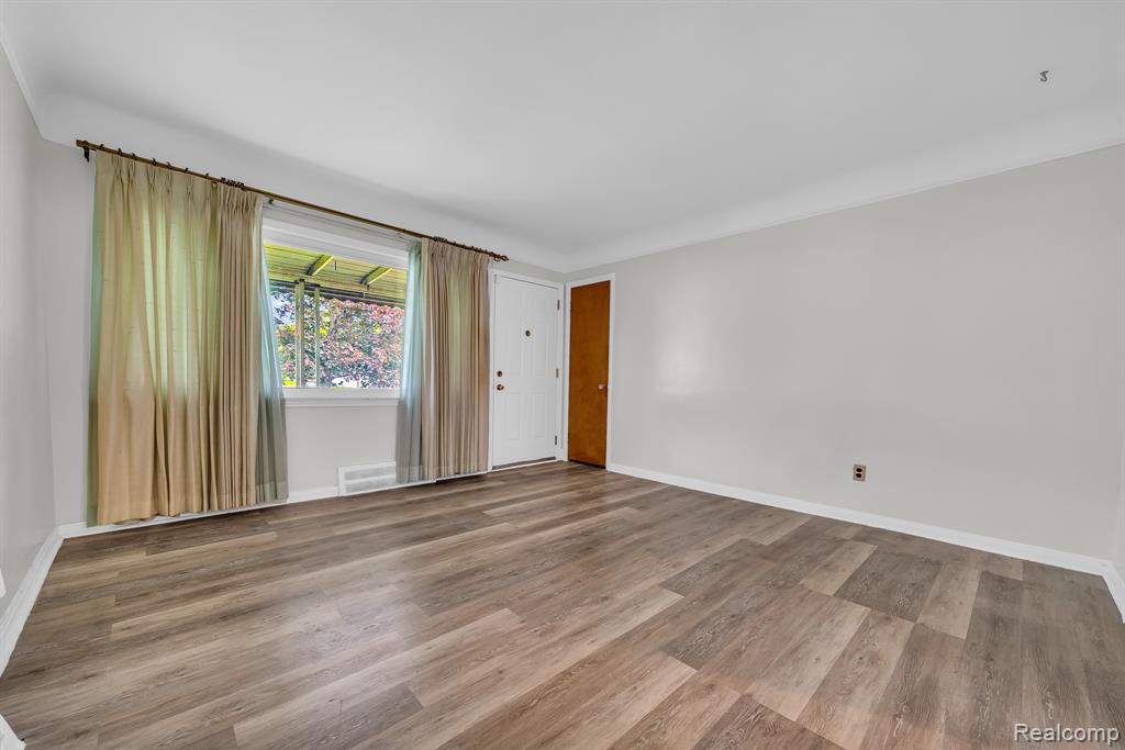 27007 Kitch Street Inkster, MI 48141 - Photo 2 of 19 Gallery Image 2