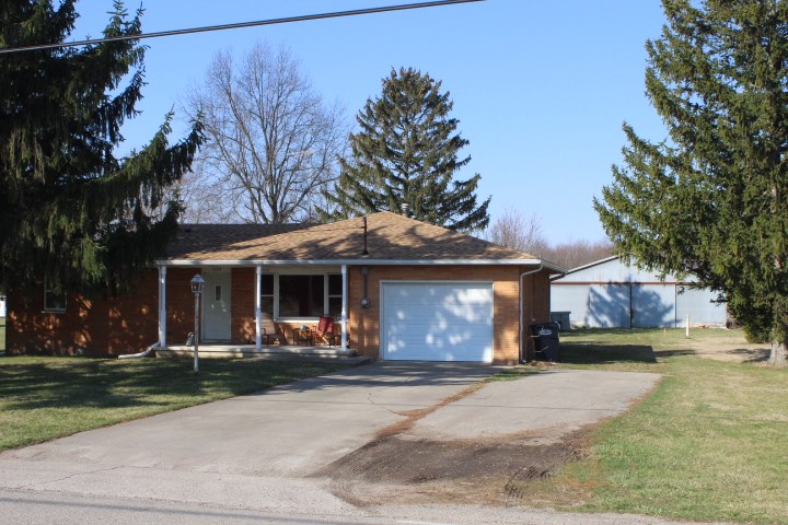 1005 South County Road Selma, IN 47383 - Photo 1 of 20