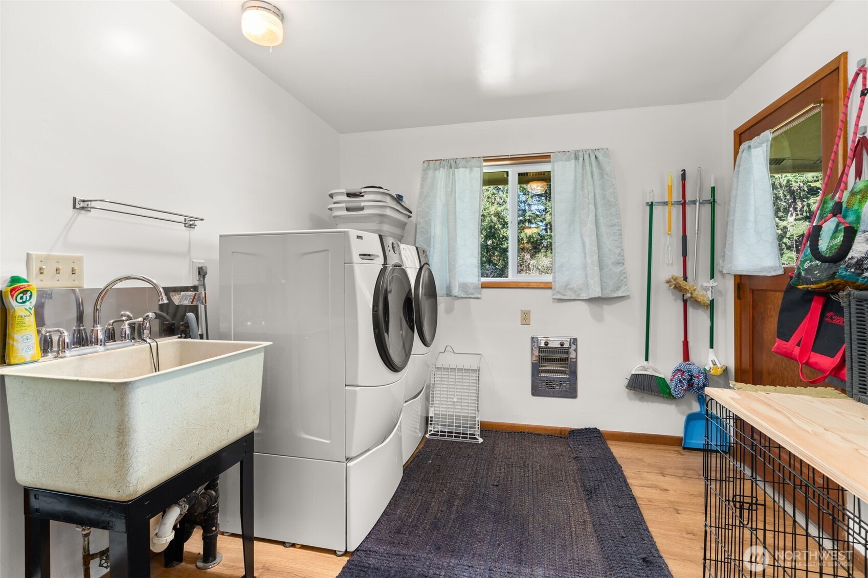 810 King Road Winlock, WA 98596 - Photo 6 of 27 Gallery Image 6