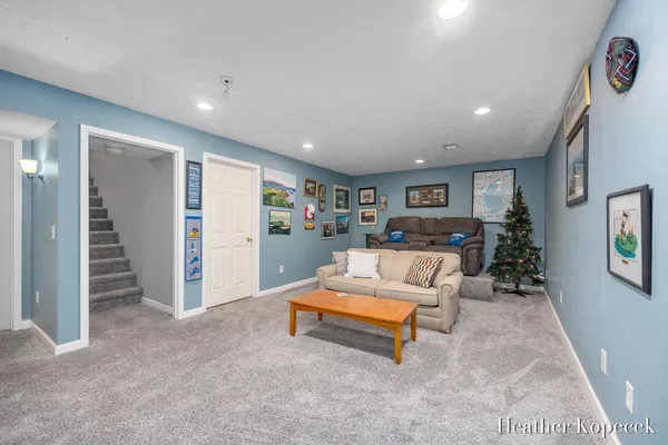 $355,000 | 11347 Trent Southeast, Lowell, MI 49331