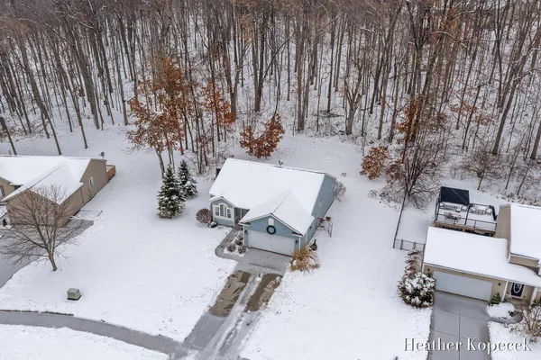 $355,000 | 11347 Trent Southeast, Lowell, MI 49331