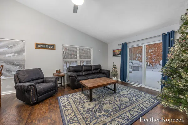 $355,000 | 11347 Trent Southeast, Lowell, MI 49331