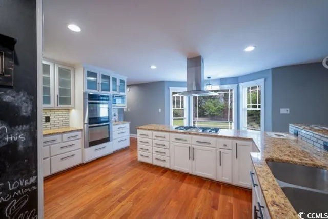 $619,000 | 936 Oak Ridge Place, Myrtle Beach, SC 29572