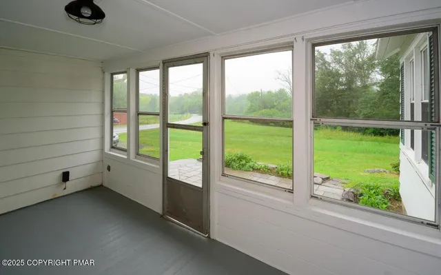 $1,700 | 139 Henry's Crossing Road, Cresco, PA 18326