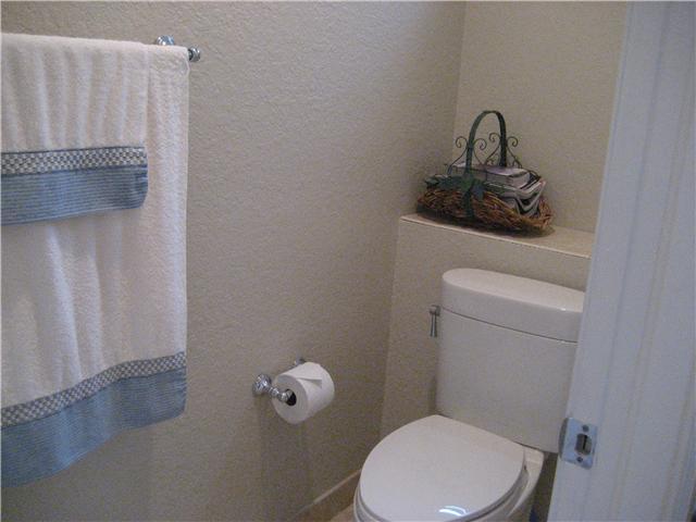 20694 Northwest 27th Terrace Boca Raton, FL 33434 - Photo 20 of 25 a bathroom with a toilet and a sink