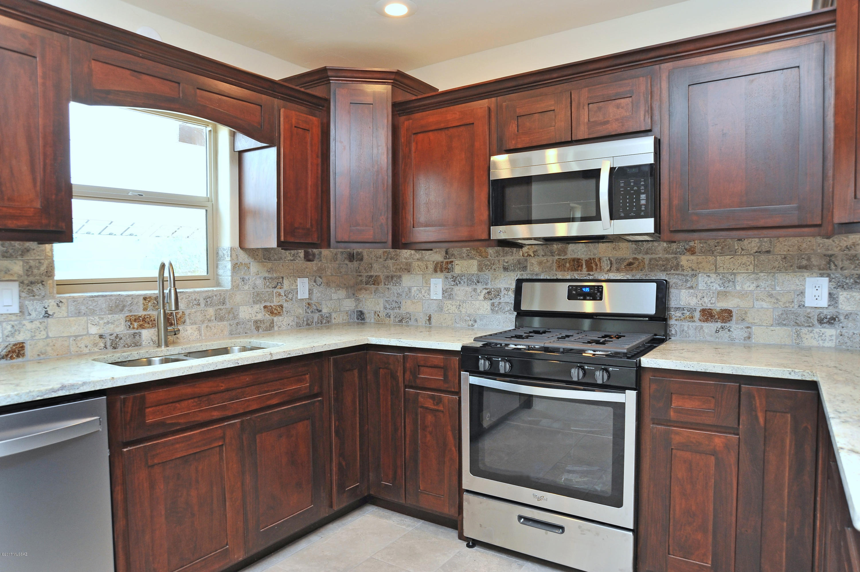 2158 East Grant Road Tucson, AZ 85719 - Photo 9 of 31