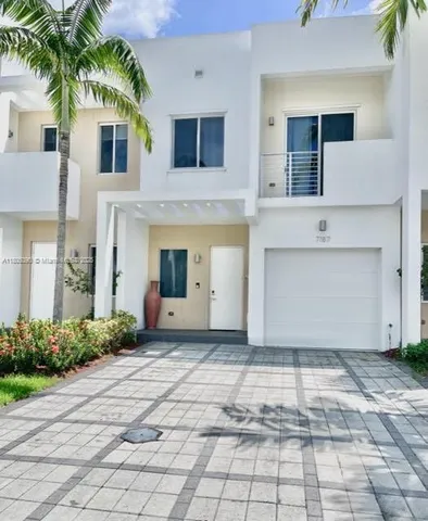 $745,000 | 7187 Northwest 103rd Path, Doral, FL 33178