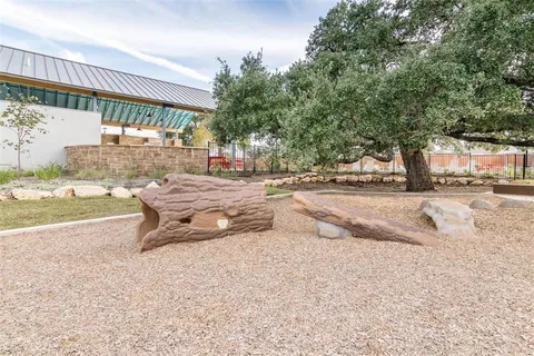 $445,000 | 908 Goldilocks Lane, Manchaca, TX 78652