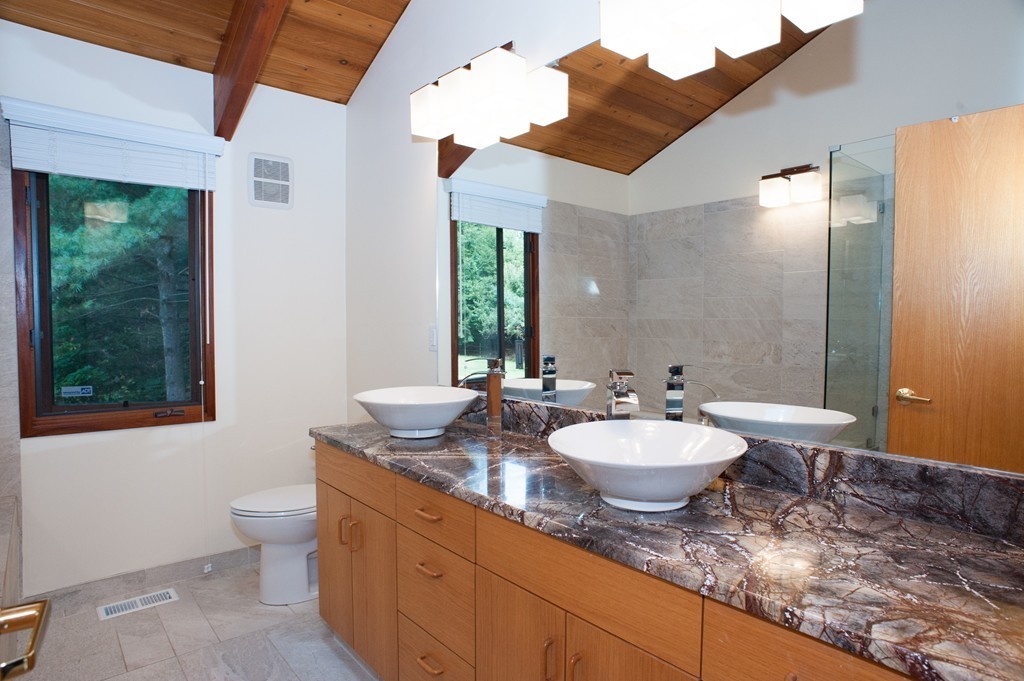 2461 West State Road Ashby, MA 01431 - Photo 17 of 30