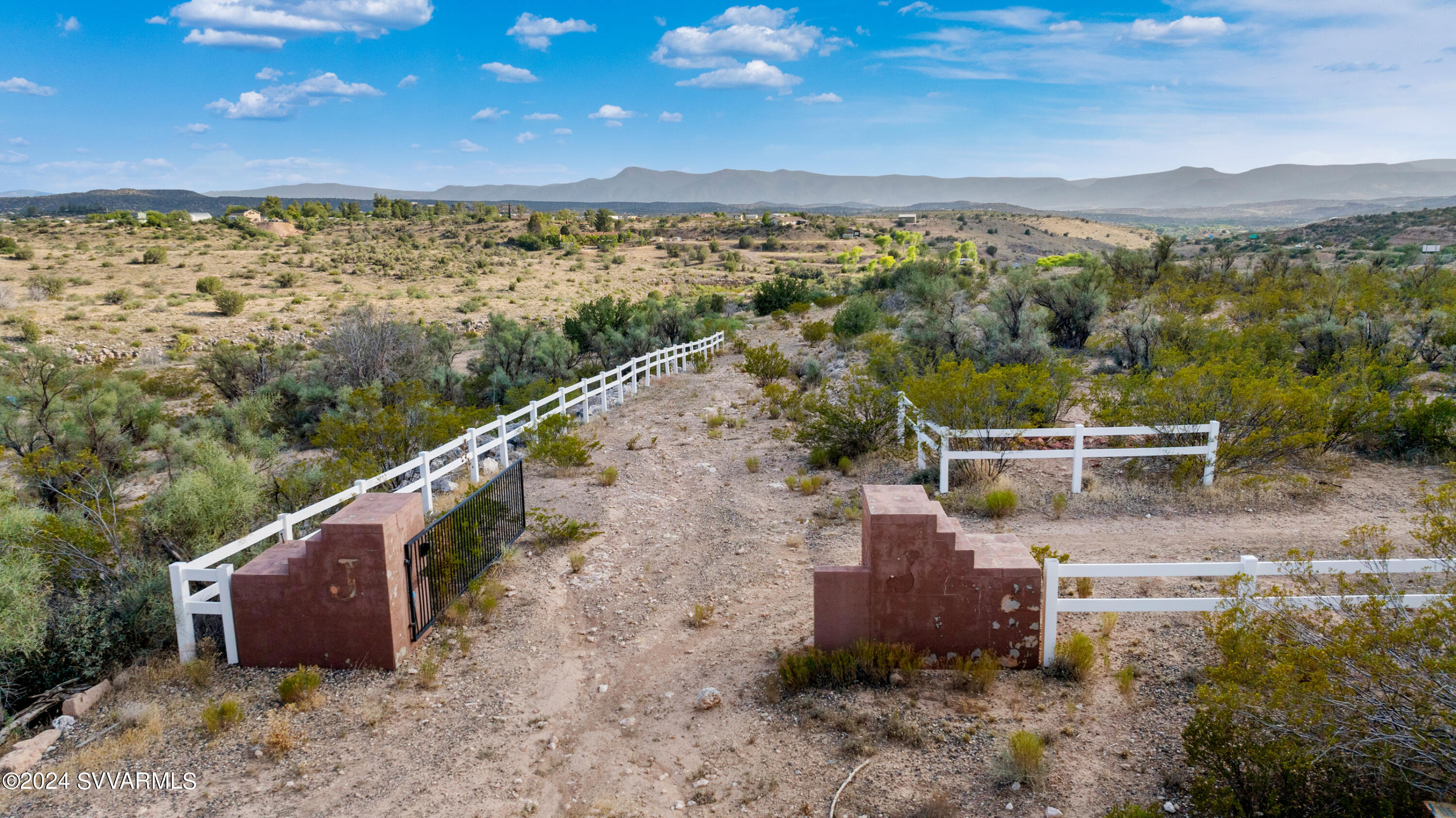 17-acres North Poker Flts Road Rimrock, AZ 86335 - Photo 6 of 14 a view of a city with skyline