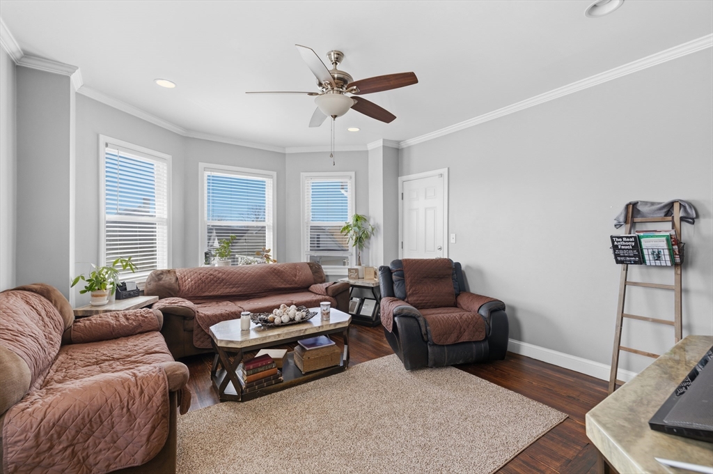233 Belleville Road New Bedford, MA 02745 - Photo 26 of 40 a living room with furniture